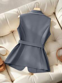 GlowEve CURVE Áo khoác blazer không tay dành cho nữ cỡ lớn, kiểu dáng thường ngày/công sở, cổ ve lật và thiết kế có thắt lưng. - Màu Xám nhạt - Xem 2