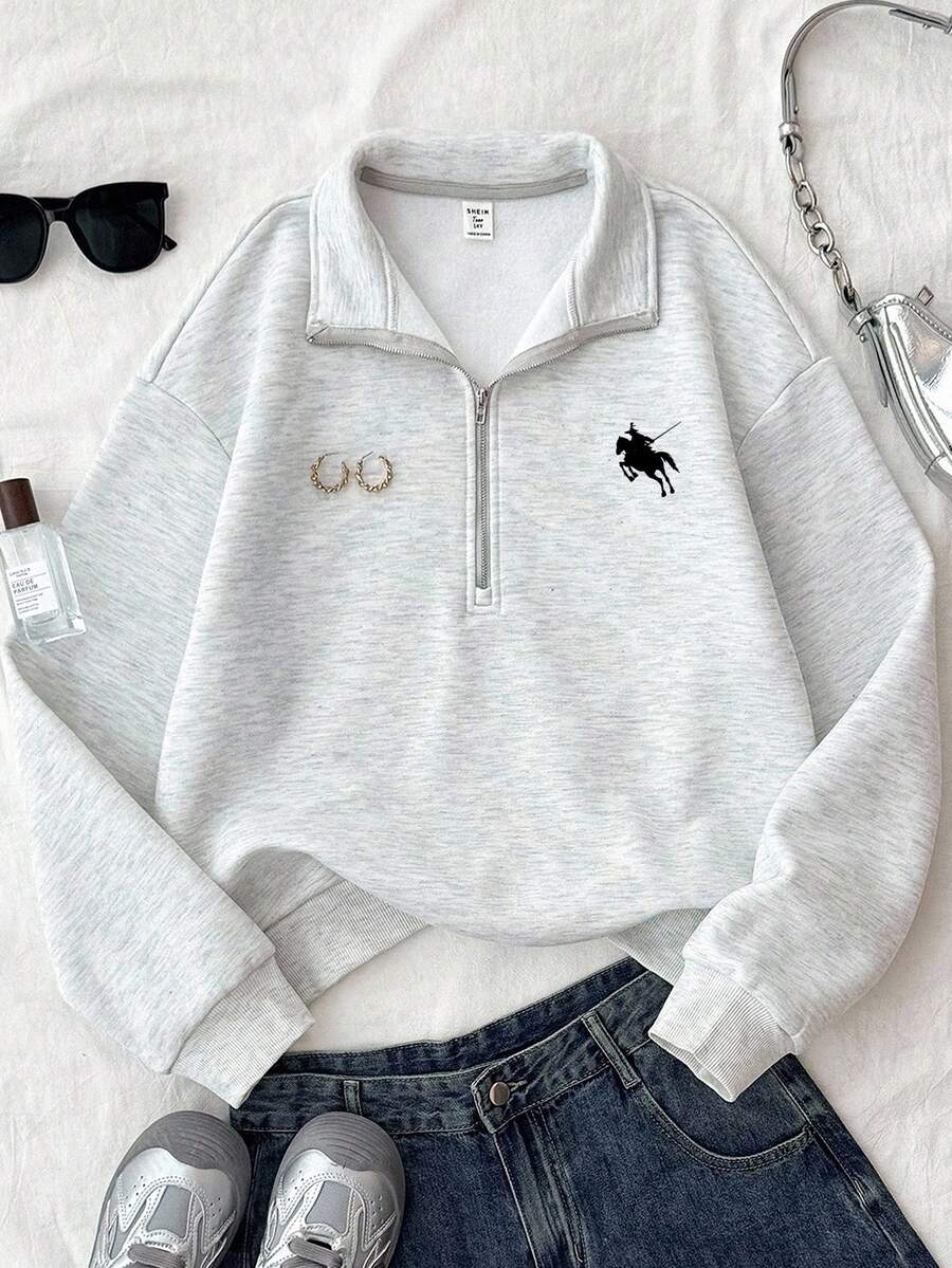 SHEIN Áo sweatshirt nữ tuổi teen màu xám nhạt, vai rớt, khóa kéo nửa thân, dáng ngắn, ấm áp, thích hợp cho mùa thu đông. Phù hợp mặc hàng ngày, phong cách đường phố, ở nhà. Áo sweatshirt dễ thương, kiểu dáng thể thao, cổ đứng, khóa kéo. Áo sweatshirt màu trắng xám pha, tay dài, thích hợp mặc hàng ngày, dự tiệc, mùa thu đông, thoải mái, dễ phối đồ, thời trang. - Xám - Xem 1