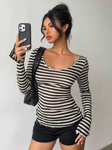 Aloruh 女士条纹印花V领休闲时尚长袖T恤，适合秋季返校、锐舞派对、乡村音乐会、伊比沙岛、纳什维尔等场合，西部风格，Y2K潮流辣妹风。 - 黑色 - 查看 2