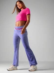 MISSGUIDED 天鹅绒喇叭裤 Y2K 复古阔腿瑜伽休闲裤 美观秋冬舒适下装 - 紫色 - 查看 6