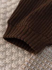 Loomiva 2 件套男婴卡通蛋糕图案针织柔软圆领长袖套头衫和纯色松紧腰裤套装