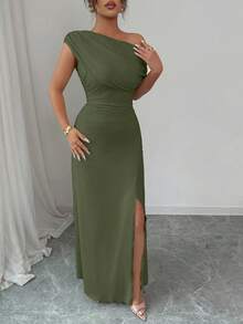 Elenzga 女士优雅时尚通勤休闲舒适迷人度假温柔淑女简约高端假日无袖斜肩收腰紧身侧开衩纯色长裙 - 軍綠色 - 查看 3
