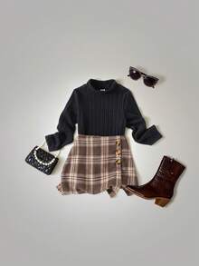 Young Girls' British Style Set, Featuring A Soft, Textured Turtleneck Sweater Top In Black And A Asymmetric Hemline Brown Plaid Skirt. The Long Sleeve Top Flatters The Figure, And The Classic Plaid Skirt With Side Button Details Adds A Refined, Vintage-Inspired Touch. Suitable For School, Cultural Events, And More. 2-Piece Set, Autumn/Winter - White - View 5