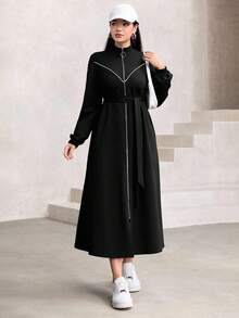 Graceveil Elegant Waist Cinched Long Sleeve Stand Collar Minimalist Design Outerwear, Flattering Silhouette, Suitable For Autumn/Winter Abayas - Black - View 4