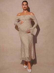 MaterniChic 优雅露肩喇叭袖蕾丝孕妇装，秋季