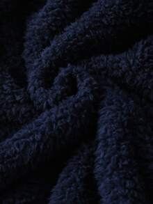 1 件男童休闲学院风字母条纹丝带拼布羊毛连帽夹克，适合秋冬休闲、上学和通勤穿着