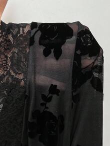 Viva Relle Plus Size Women's Spring/Autumn Lace Patchwork Semi-Sheer Fabric Sexy Decorative Button Deep V-Neck Long Sleeve Top