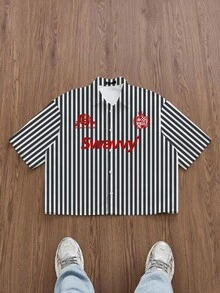 Manfinity VCAY 男士斯瓦米经典黑白条纹衬衫，简约时尚，左胸红色徽章设计，右胸独特红色定位标记，适合各种场合