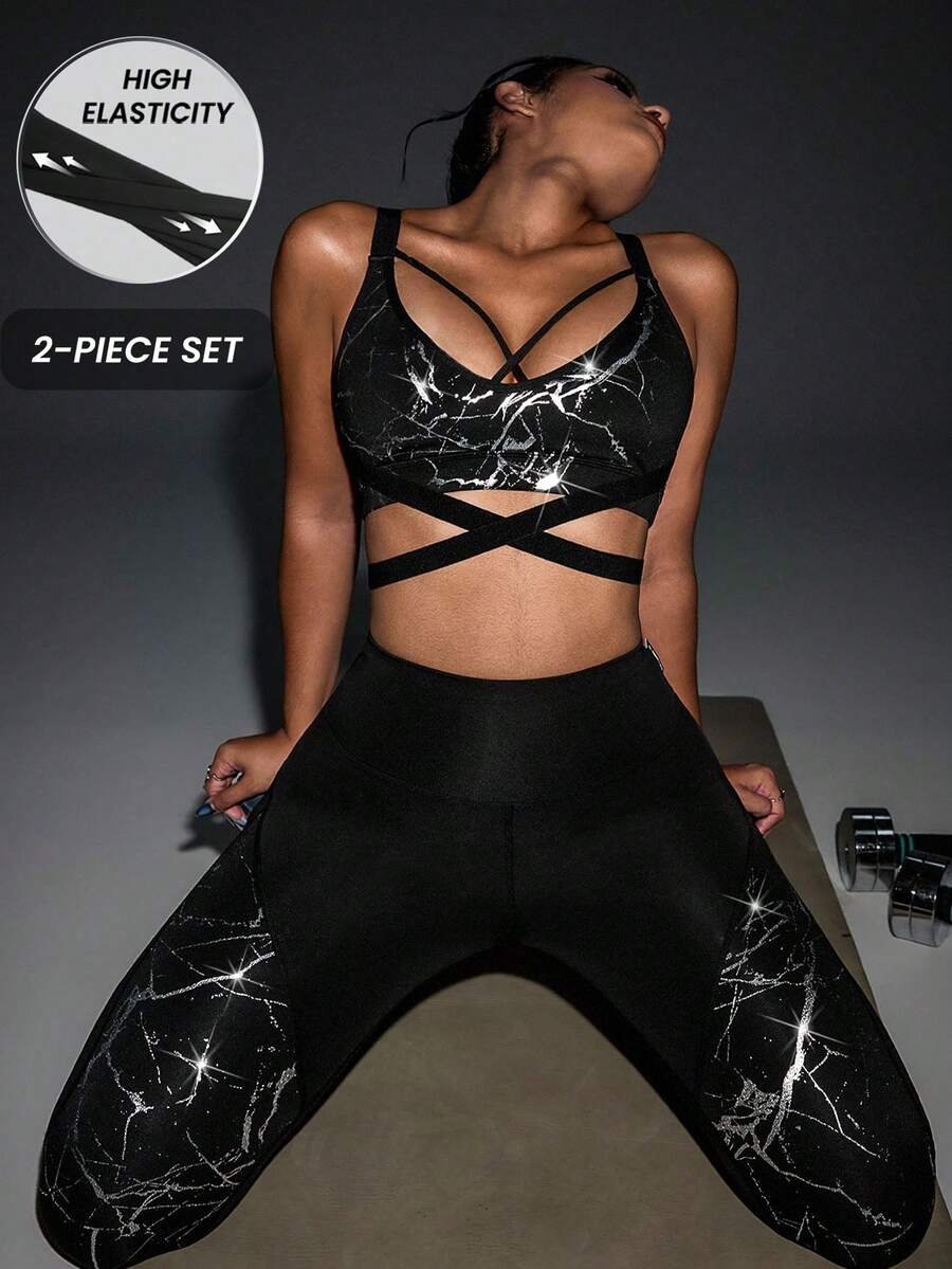 Innovista Ensemble de sport réfléchissant pour femme la nuit. Imprimé animal classique, imprimé marbre qui brille dans le noir. Tenues de sport légères et respirantes, crop top brassière, leggings avec poche pour téléphone et carte. Deux pièces pour un look athleisure quotidien, cyclisme, style utilitaire chic, élégant noir, style de Noël, vêtements de sport automne/hiver, avec panneau en maille - Noir - Voir 1