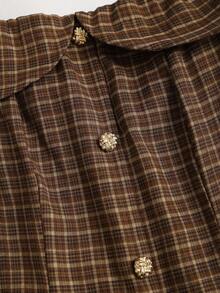 Sweetra 女士春夏新款时尚单排扣金色铆钉装饰露肩领 A 字格子迷你连衣裙，适合通勤