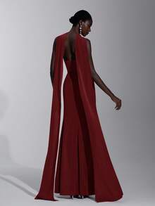 SHEIN Belle 优雅浪漫深红色编织哑光丝带装饰露肩修身美人鱼伴娘礼服 - 酒紅色 - 查看 2