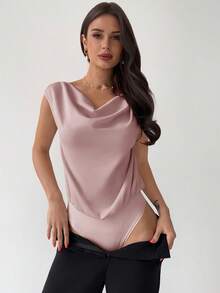 Firerie 优雅不对称荷叶边领无袖缎面连体衣，杏色，简约设计，适合约会、通勤、办公室穿着，别致 - 藕粉色 - 查看 3