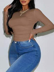 Zolique Women's Solid Color Round Neck Long Sleeve Ruched Cropped Fitted T-Shirt - Khaki - View 4