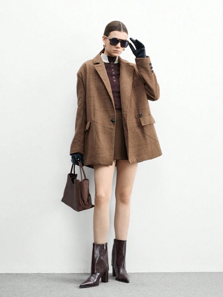 CUCCOO BIZCHIC チョコレートブラウン ポインテッドトゥブーツ | マット レザールック | 2インチ チャンキーヒール | 手持ち 寸法 | 2足セット、高品質 合成素材