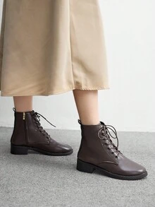 CUCCOO BIZCHIC 女士圆头厚底经典系带咖啡色踝靴和短靴，舒适的日常通勤百搭靴子，女士平底跟靴