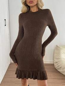 SHEIN LUNE Vestido mini de ajuste ceñido para mujer con volante en el bajo, tela de felpa, cuello redondo, manga larga, otoño/invierno - Marrón - Ver 4