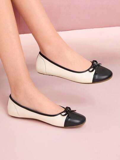 CUCCOO DOLLMOD 女士休闲拼布 PU 蝴蝶结圆头平底鞋，舒适记忆泡沫足弓支撑鞋垫，柔软轻便，适合所有季节，秋季