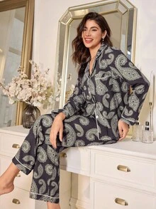 LuxeNights بيجامة بأكمام طويلة وياقة مطبوعة بنقشة البيزلي، ملابس الخريف - متعدد الألوان - مشاهدة 3