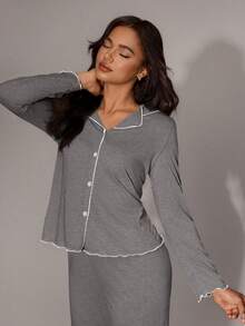 SHEIN Conjunto de pijama feminino Lazeform casual, folgado, oversized, super macio e leve, em malha cáqui com detalhes de babados, blusa de manga comprida e calça. Ideal para o outono e inverno. Conjunto de pijama feminino cinza, 2 peças, para usar em casa ou dormir. - Cinza escuro - Ver 4