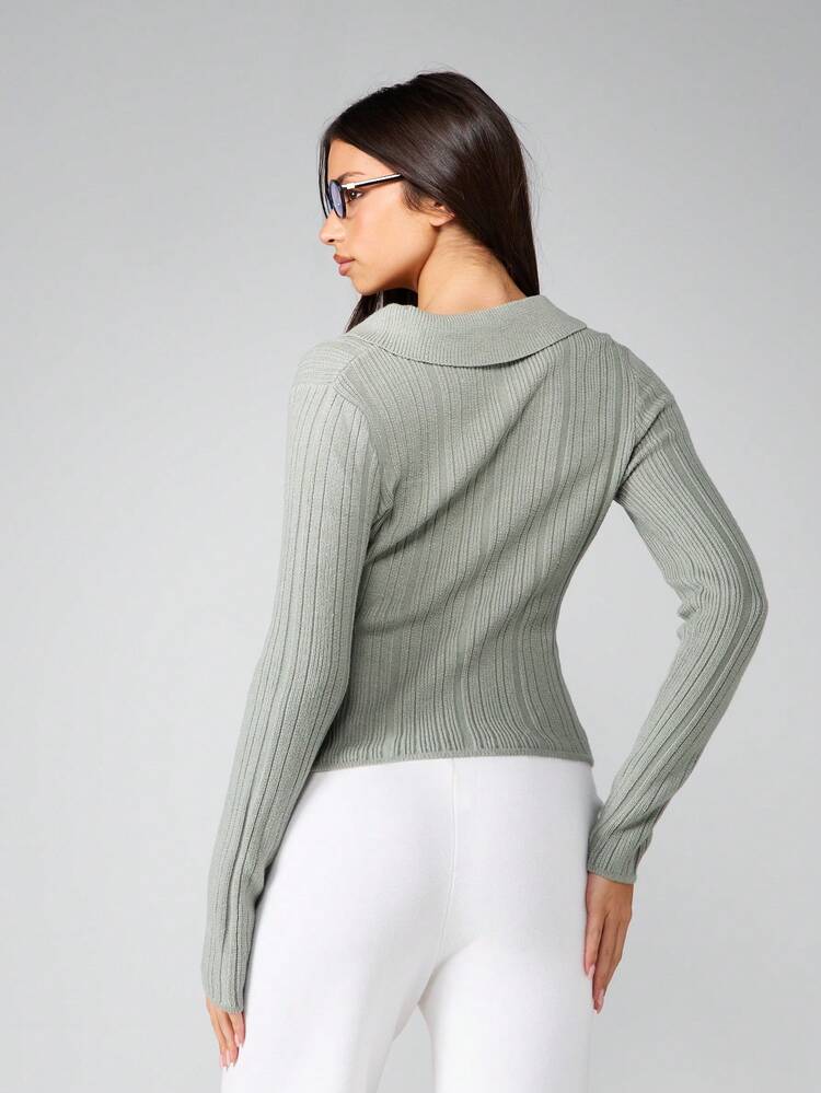 MISSGUIDED Ribbed Knit Cardigan With Collar And Button Front Christmas