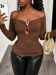 BamGleam Women's Off-Shoulder Hollow-Out Metal Decor Sexy T-Shirt