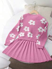SHEIN Vintaside Kids 少女甜美百搭圆领蓝色毛衣搭配碎花百褶裙，适合居家、外出、派对、返校、冬季、圣诞节、万圣节等场合。这款开衫毛衣适合秋季穿着，也可作为上衣、裙子或圣诞毛衣穿着。舒适百搭，适合新生儿、幼儿等各种场合。 - 玫紅色 - 查看 2