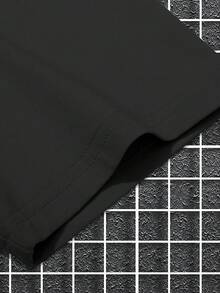 Manfinity EMRG 男士标语与眼睛图案圆领宽松休闲短袖 T 恤 - 黑色 - 查看 4