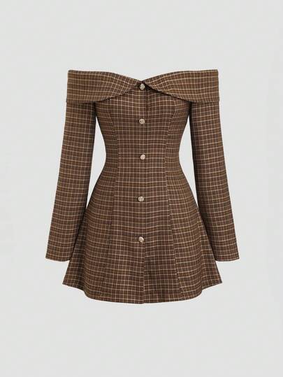 Sweetra 女士春夏新款时尚单排扣金色铆钉装饰露肩领 A 字格子迷你连衣裙，适合通勤