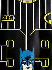 BATMAN X SHEIN 青少年男孩夏季休闲街头动漫英雄和数字条纹印花短袖 T 恤