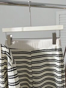 Genkimix Kids 青少年女孩休闲时尚波浪设计 T 恤套装，针织面料白领长袖波浪 T 恤上衣搭配针织提花面料黑白波浪休闲裤，适合女孩返校、日常外出、度假、派对、春秋季拍照 - 彩色 - 查看 5