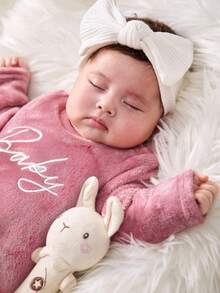 SHEIN Neugeborenen-Set, 2 Stücke (Langarmshirt und Hose, Plüsch-Outfit) Gemütliches Pixies-Baby-Mädchen-Set, Baby-Mädchen-Schlafanzug, Baby-Mädchen-Sweatshirt-Set, Neugeborenen-Baby-Mädchen-Pyjama, Heimkehr-Baby-Outfit, Mädchen-Weihnachts-Set