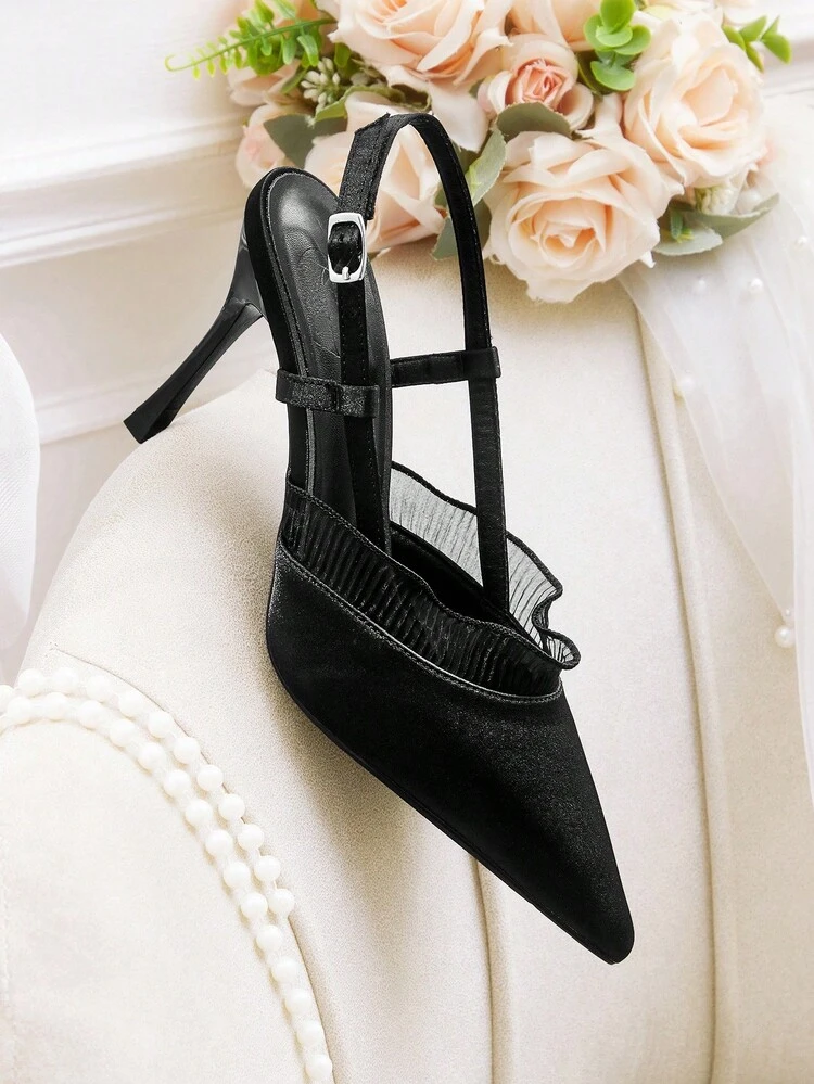 CUCCOO HITCHD 女性用秋冬新作 フリル付き尖った つま先 ハイヒール エレガント スウィート ロマンチック セクシー ファッション ゴシック レトロ ブラックサテン レディース ハイヒールサンダル、フォーマルな機会、結婚式、パーティー、ハロウィン、クリスマス、感謝祭に適しています