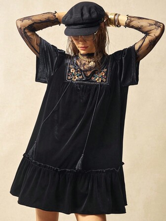 Bohemela Boho Autumn/Winter Outerwear, Women's Fashionable Vintage Casual Solid Color Knit Vacation V-Neck Floral Pattern Embroidered Loose Fit Velvet Mini Dress, Country Style Vacation For  Summer/Autumn, Suitable For Vacation Outfit & Daily Wear