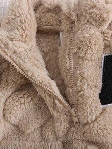 SHEIN Playful Pals 2pcs Baby Girls Stand Collar Zip-Up Long Sleeve Heart Fleece Sweatshirt Top And Elastic Waist Embroidered Letter Fleece Pants Set, Warm And Comfortable Casual Outfit For Autumn/Winter