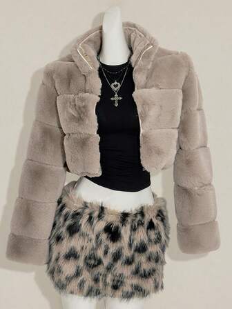 Sweetina Women's Autumn/Winter Warm Retro Pure And Sexy Casual Millennial Style Y2K Khaki Stand Collar Shortened Loose Faux Fur Coat