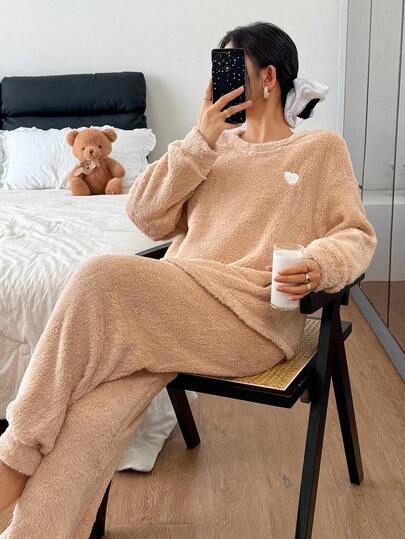 SHEIN Women's Cozy Heart Embroidered Crew Neck Long Sleeve Top & Pants Pajama Clothes Set, Autumn/Winter