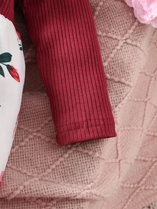 SHEIN 女婴碎花荷叶边连体衣 - 紅色 - 查看 4