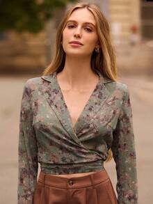 lacRébo بلوزة ملفوفة مطبوعة بالزهور الخضراء مع ربطة عنق وخصر مربوط وأكمام طويلة مفلطحة للخريف والشتاء