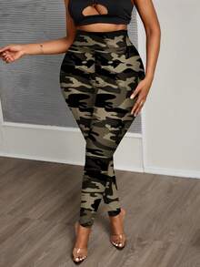 Slaydiva Casual Minimalist Music Festival Camouflage Print Plus Size Leggings, Suitable For Spring And Autumn