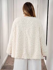 SHEIN CURVE+ 女士长袖金属纽扣蓬松圆领粗花呢口袋拼接简约保暖毛绒羔羊毛优雅大衣，冬季，保暖拉绒夹克，冬季女装，秋冬保暖长袖，法兰绒大衣，小香风保暖拉绒人造毛皮大衣，冬季女装，休闲日常穿搭，通勤，极简主义，办公室，老款，ins KOL穿搭/秋冬 - 白色 - 查看 2