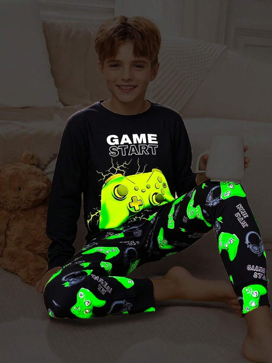 SHEIN 2pcs Tween Boy Glow Game Console Graphic Crew Neck Long Sleeve Top And Pants Comfortable Loungewear Set