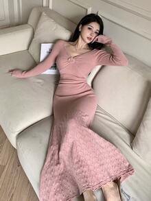 DAZY Robe fourreau à col V avec décor floral et garniture en dentelle, convient pour le Nouvel An, Noël, mariage, soirée de mode, robe de soirée, robe pull pour l'automne/hiver