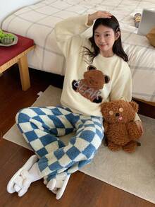 DAZY 女士小熊英文印花宽松针织长袖上衣和裤子两件套睡衣，秋冬季保暖内衬，舒适保暖，蓬松柔软 - 白色 - 查看 8