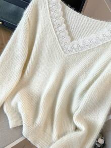 Selianne 女式 V 领蕾丝边拼布常规版型优雅淑女风格日常百搭仿皮草柔软舒适针织毛衣，秋冬 - 米色 - 查看 6