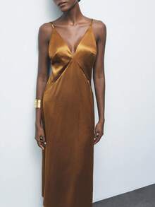 Maija Damen Mode sexy Satin Trägerkleid mit rückenfreiem Design