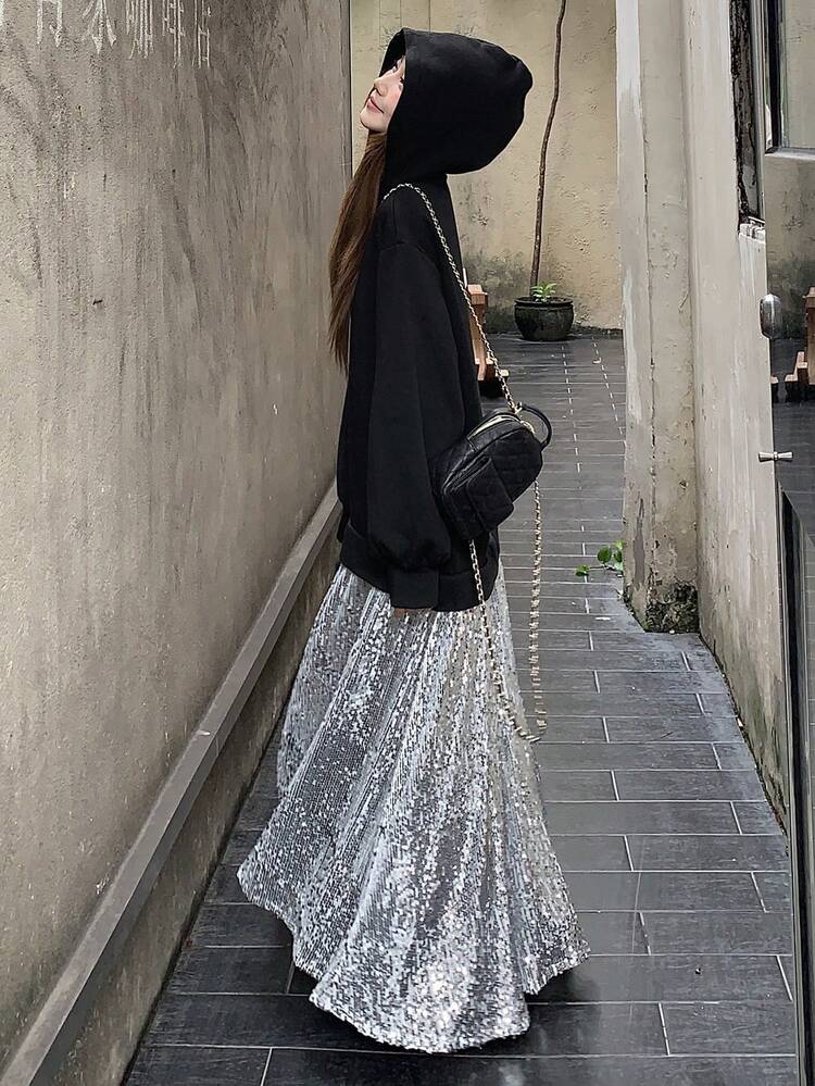 DAZY 女士休闲时尚街头宽松落肩连帽亮片下摆中长卫衣连衣裙，春秋季闪亮连衣裙 - 黑色 - 查看 6