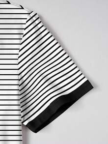 Manfinity Joysei 男女通用时尚经典黑白条纹马匹印花休闲 T 恤，时尚图案 T 恤 - 彩色 - 查看 3