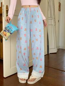 DAZY Pantalones de pijama holgados con estampado de oso en patchwork para mujer