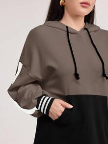 Veilorie Tvåfärgat randig set med huvtröja och byxor med dragsko i sidan, 2-delat set - Chokladbrun - Visa 5