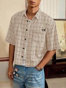 SWAVVY Áo sơ mi nam dáng hộp rộng rãi, màu xanh và tím kẻ caro thêu theo phong cách Standard Fit - Màu Khaki - Xem 5